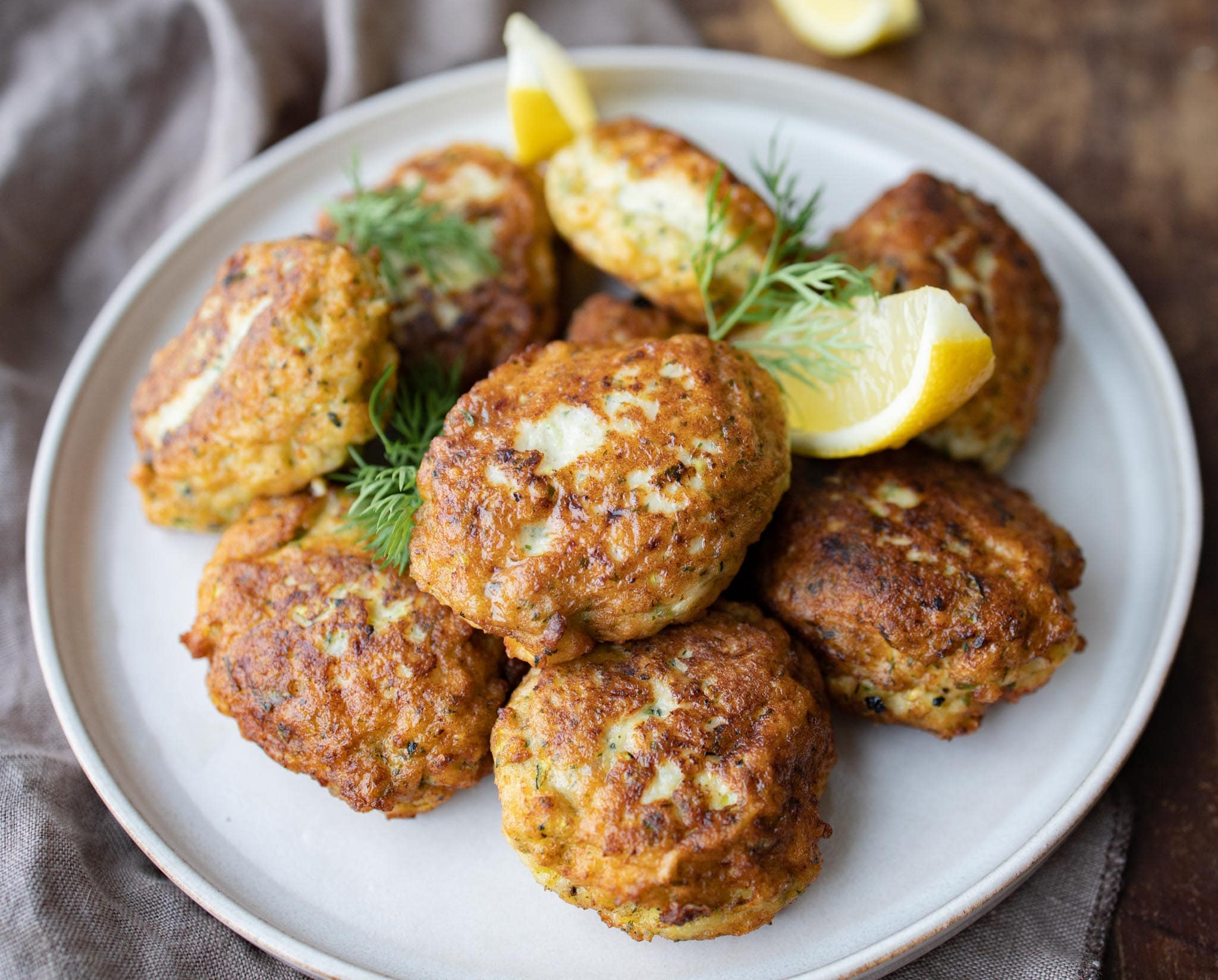 Fiskefrikadeller Opskrift på de bedste fiskefrikadeller Mummum dk