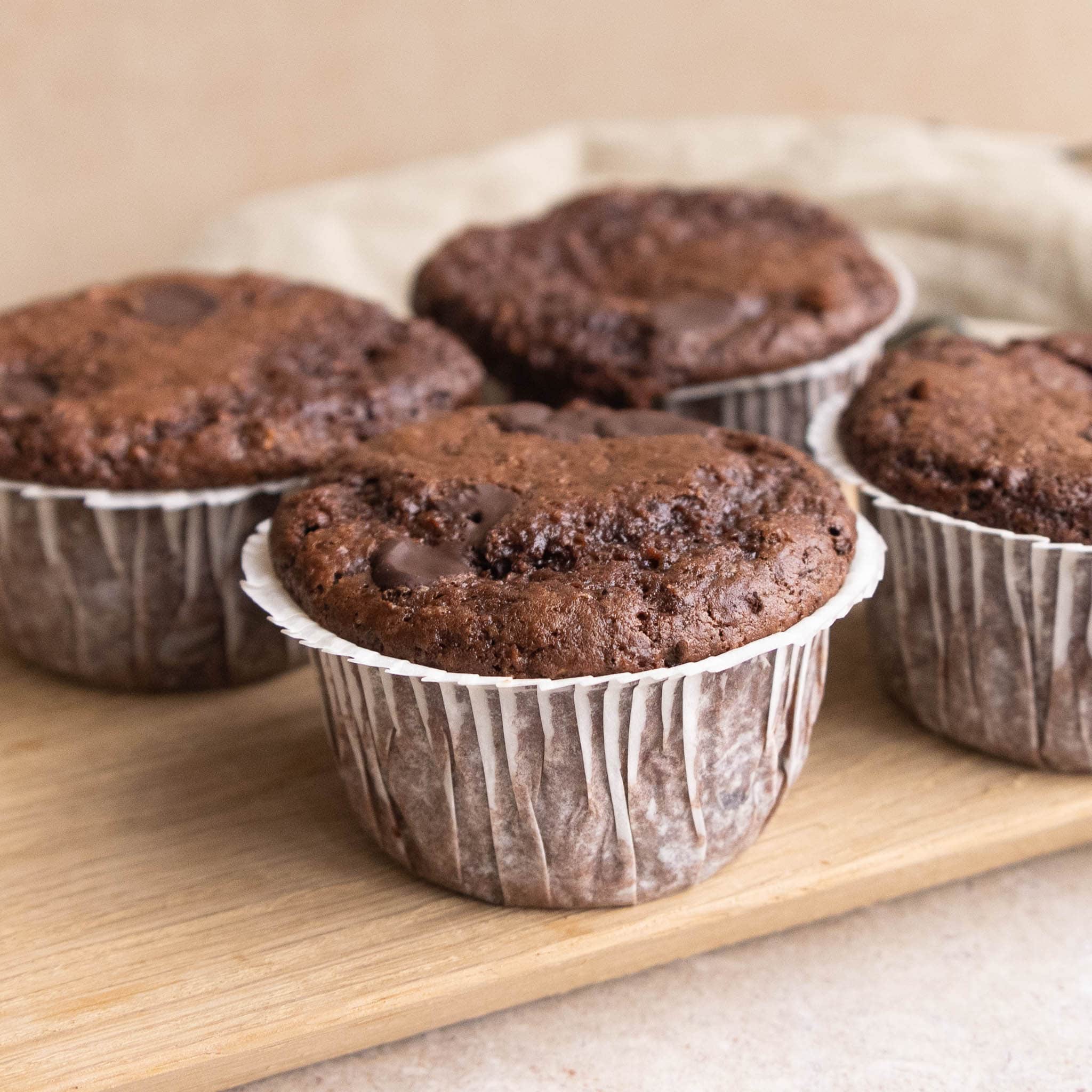 Svampede chokolademuffins