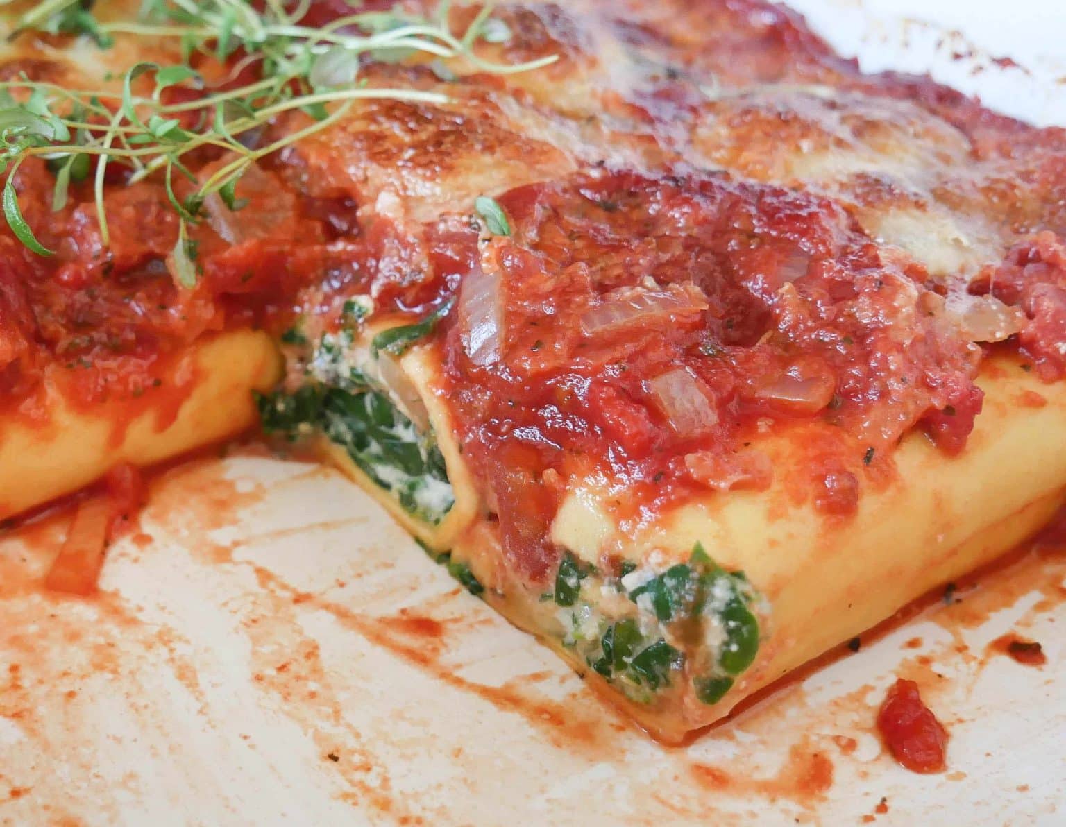 Cannelloni med spinat og ricotta – fyldt italiensk pastaret