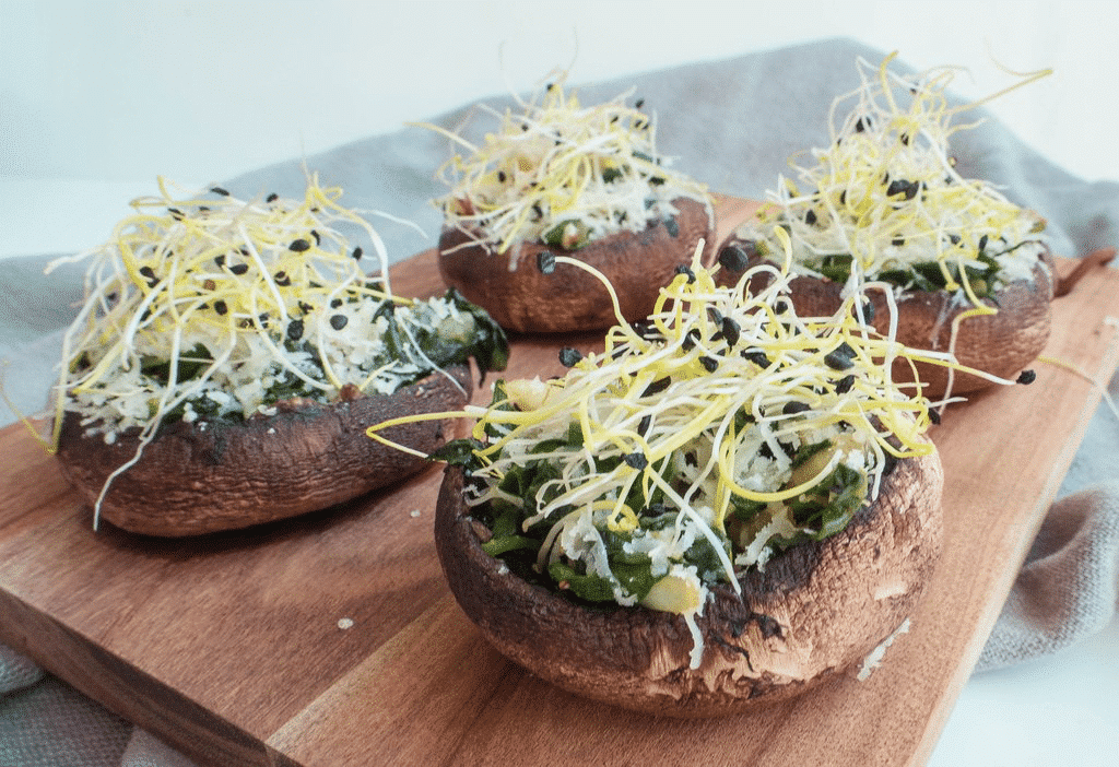 Fyldte portobellosvampe med spinatfyld og parmesan