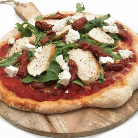 Den bedste pizzadej og tomatsauce – Hjemmelavet pizza
