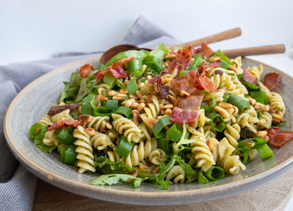 Pastasalat Med Gr N Pesto Og Bacon Vores Favorit Mummum Dk