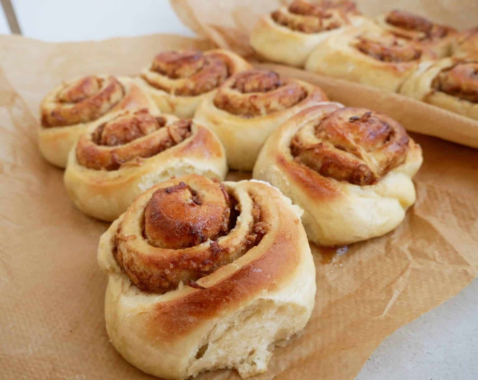 Kanelsnegle med æble