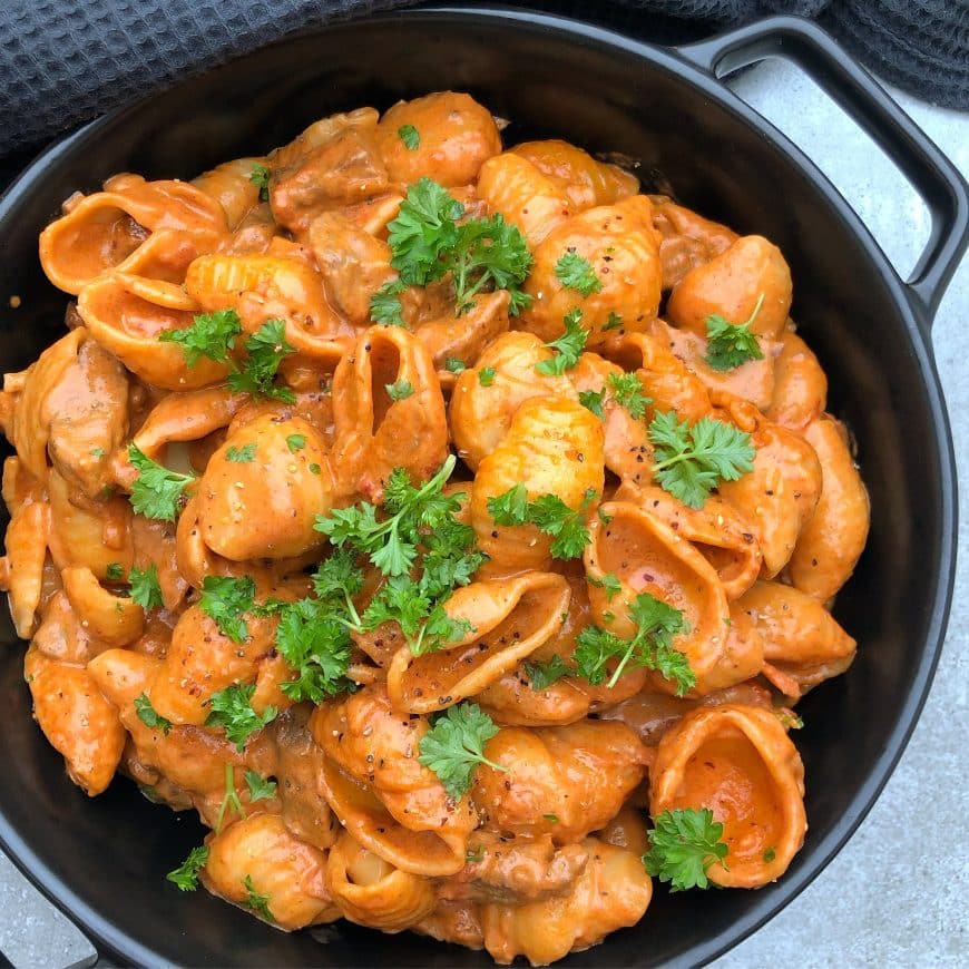 Cremet pasta med bøf og tomat - Pasta med oksekød - Mummum.dk