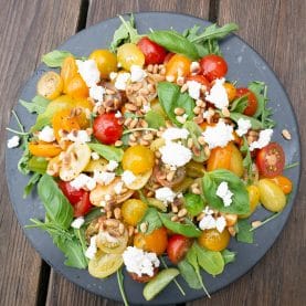 Salat med cherrytomater og feta