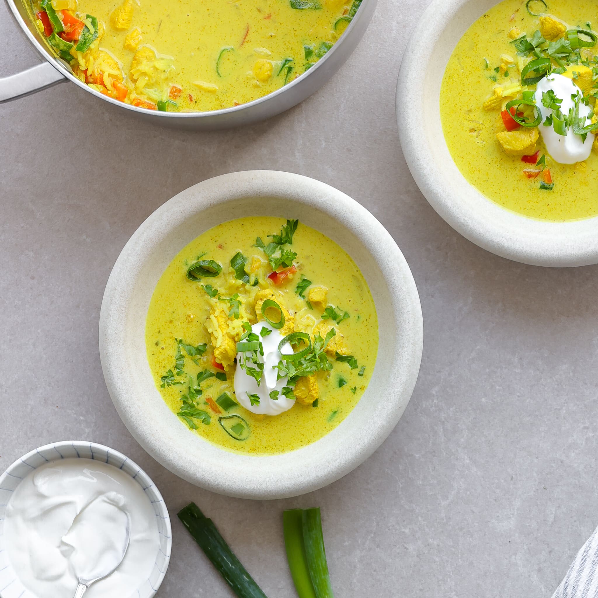 Karrysuppe med kylling og ris