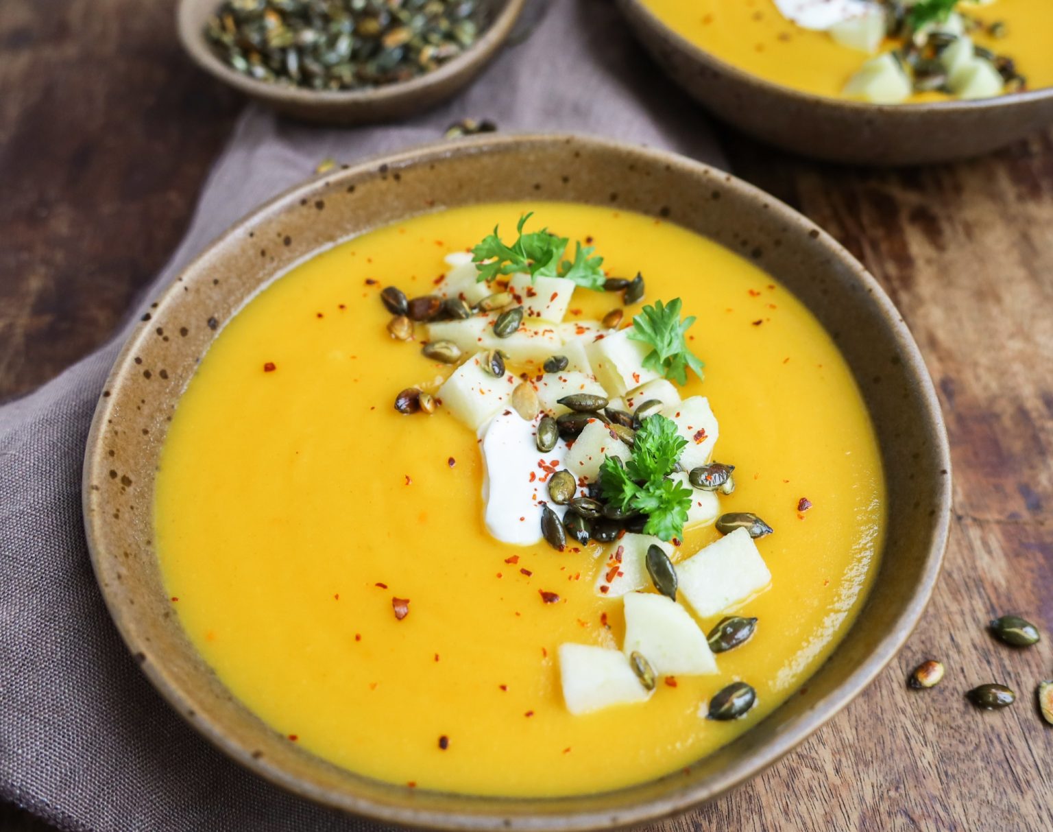 Opskrift på hokkaidosuppe med chili og flødeost