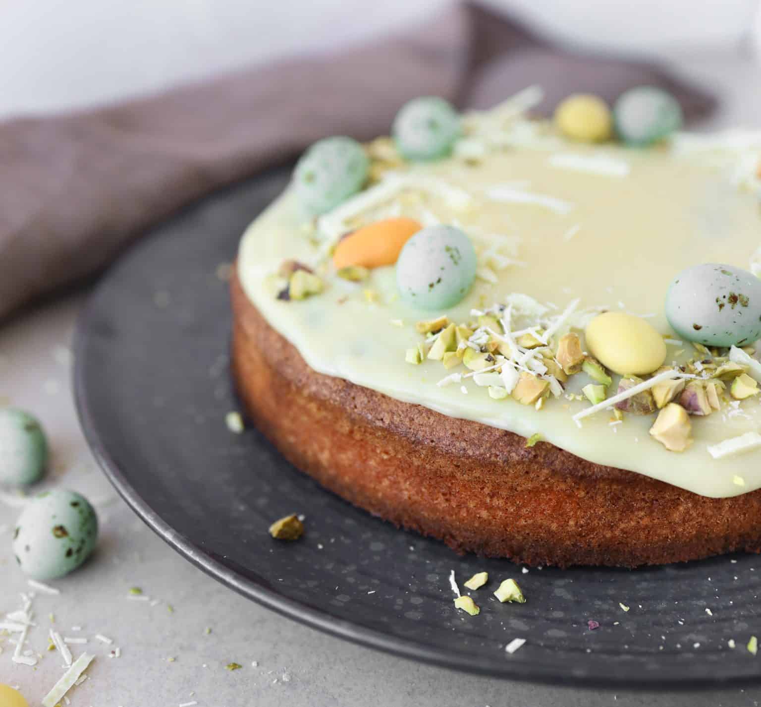 Mazarinkage med hvid chokolade og citron