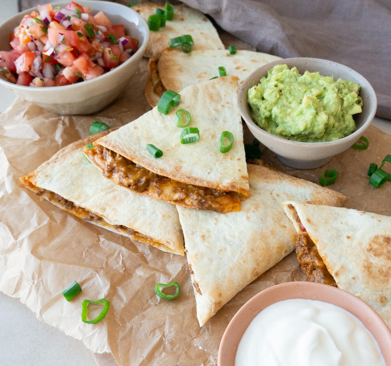 Bagte quesadillas med oksekød