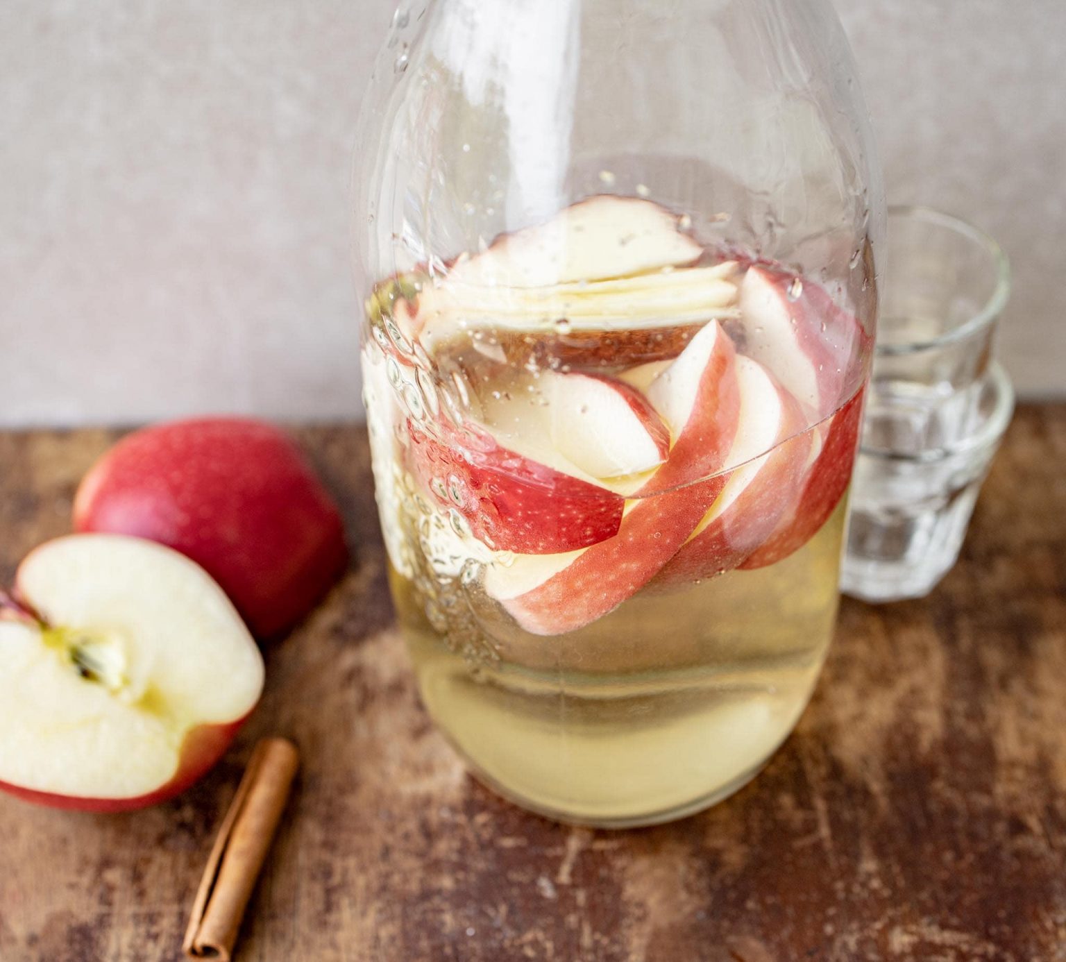 Opskrift på æblesnaps