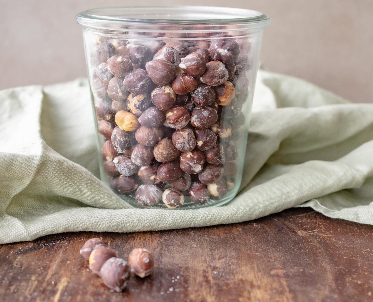 saltristede hasselnødder