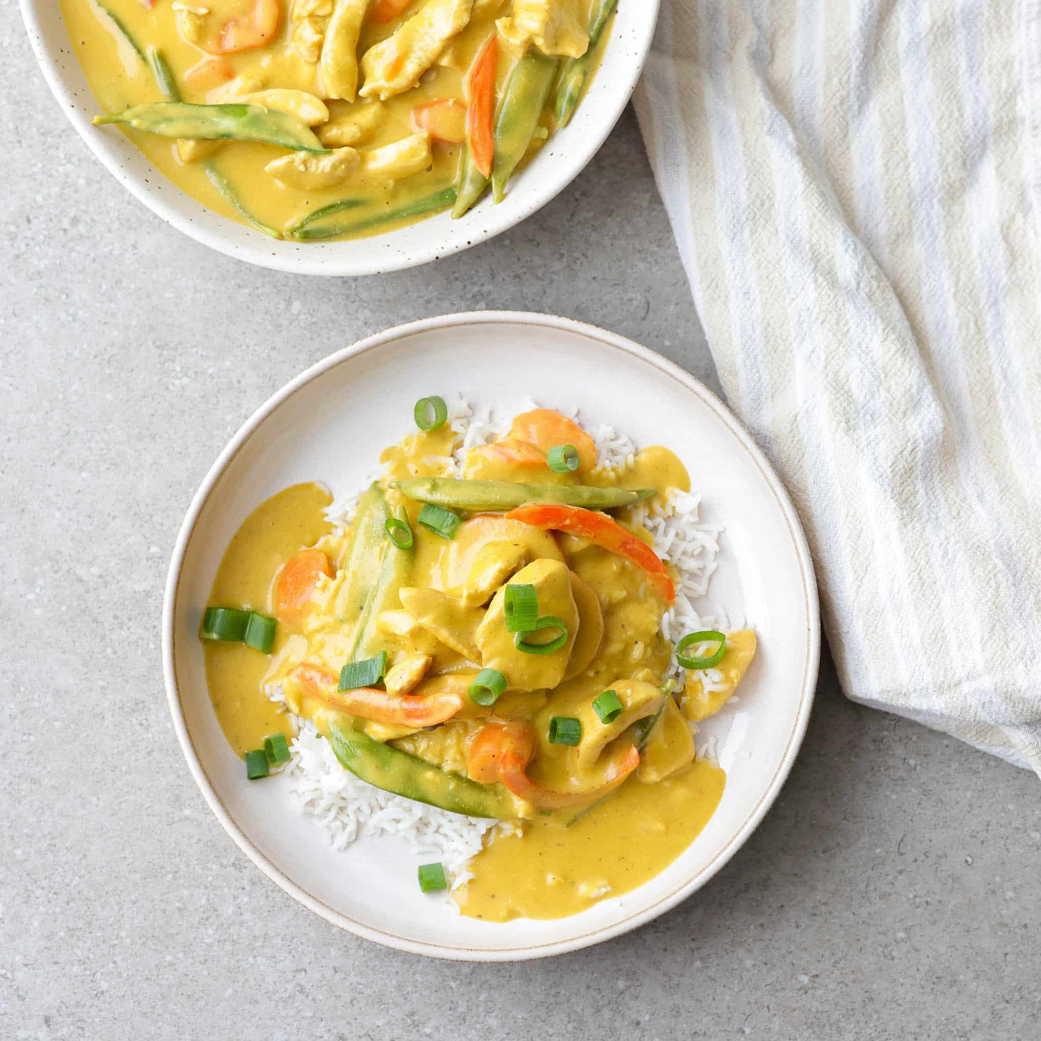 Kylling i karry med grøntsager