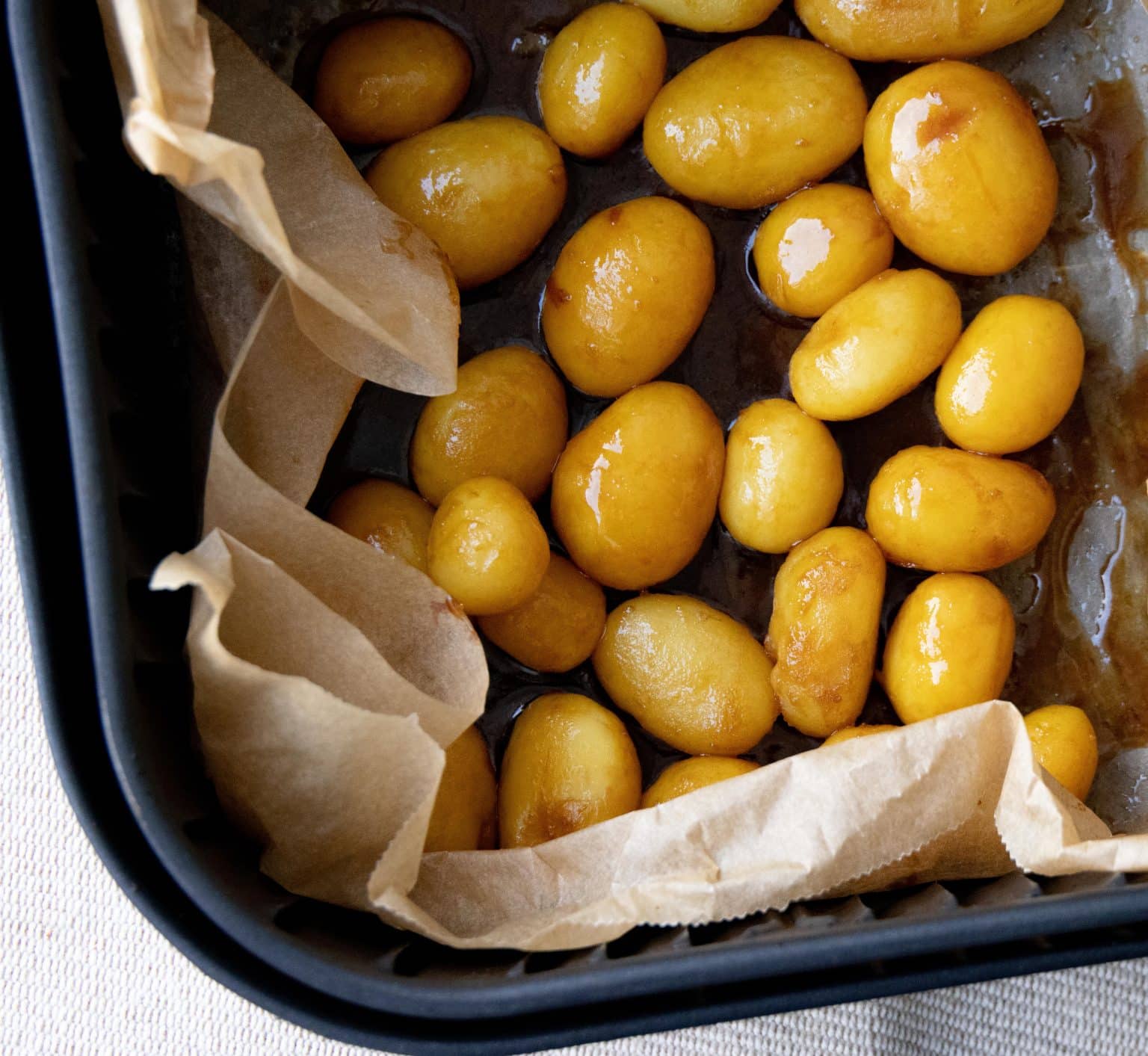 Brunede kartofler i airfryer