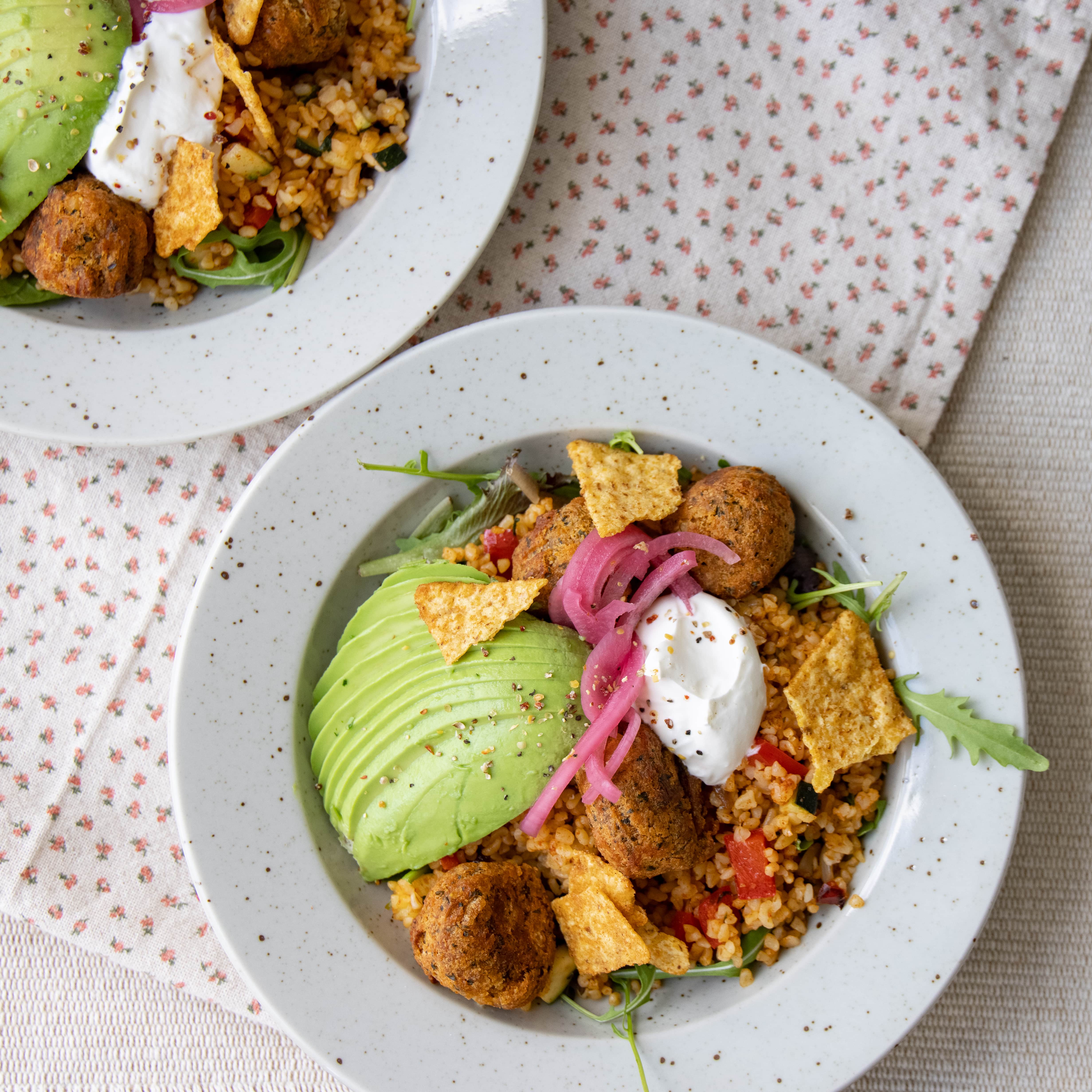 Falafelsalat med bulgur