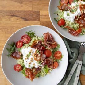 Bulgursalat med pesto og burrata