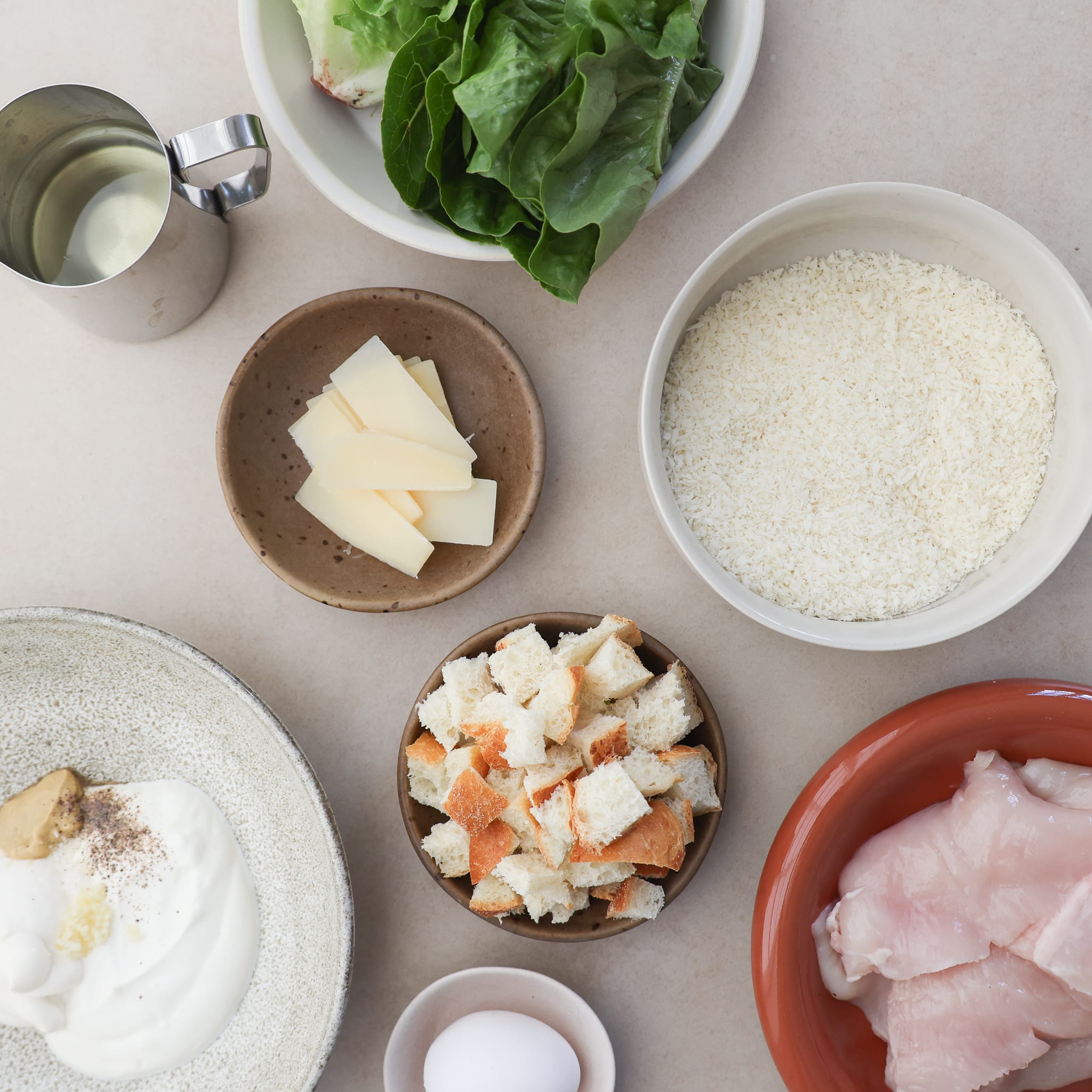 Cæsarsalat med crispy chicken