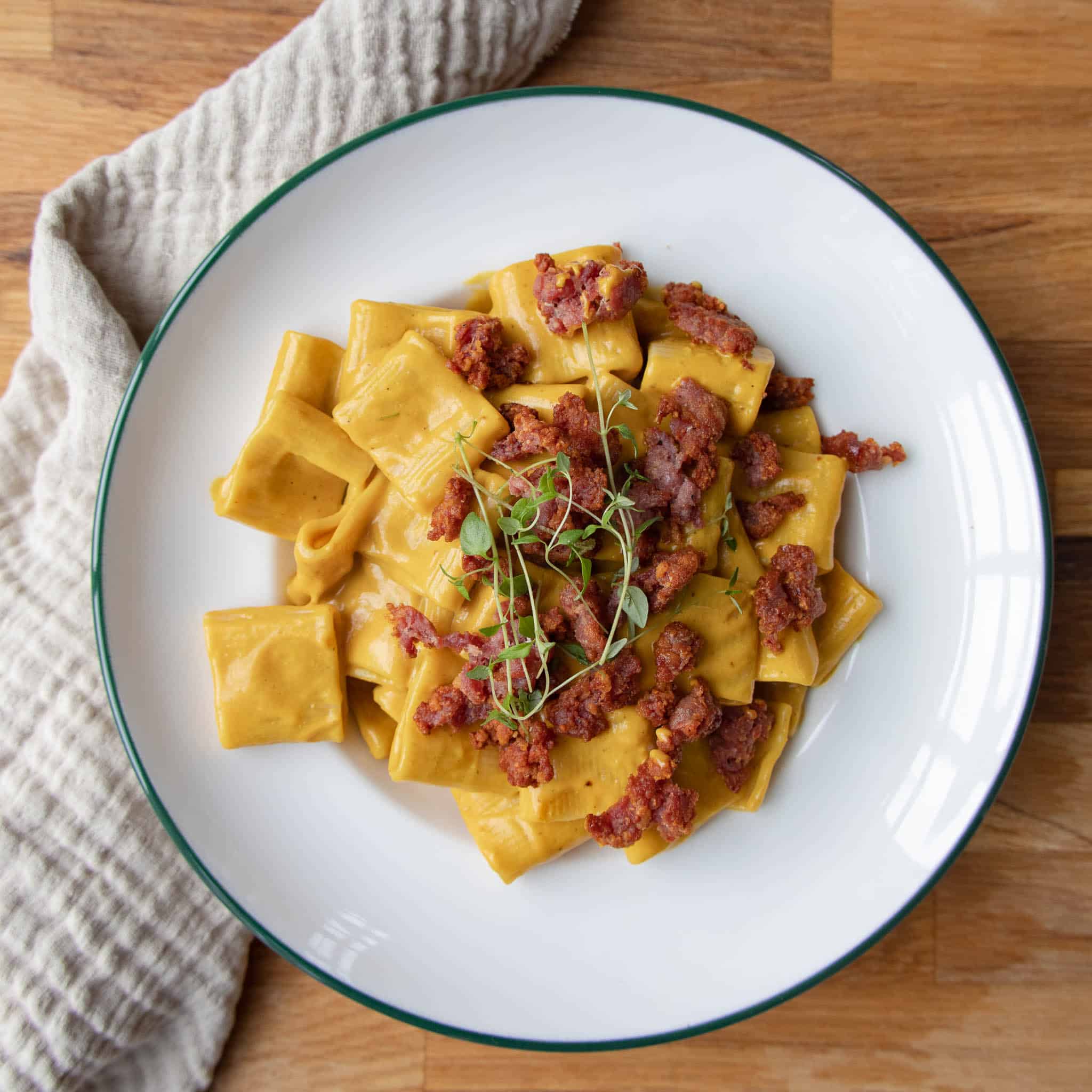 Pasta med græskar og salsiccia