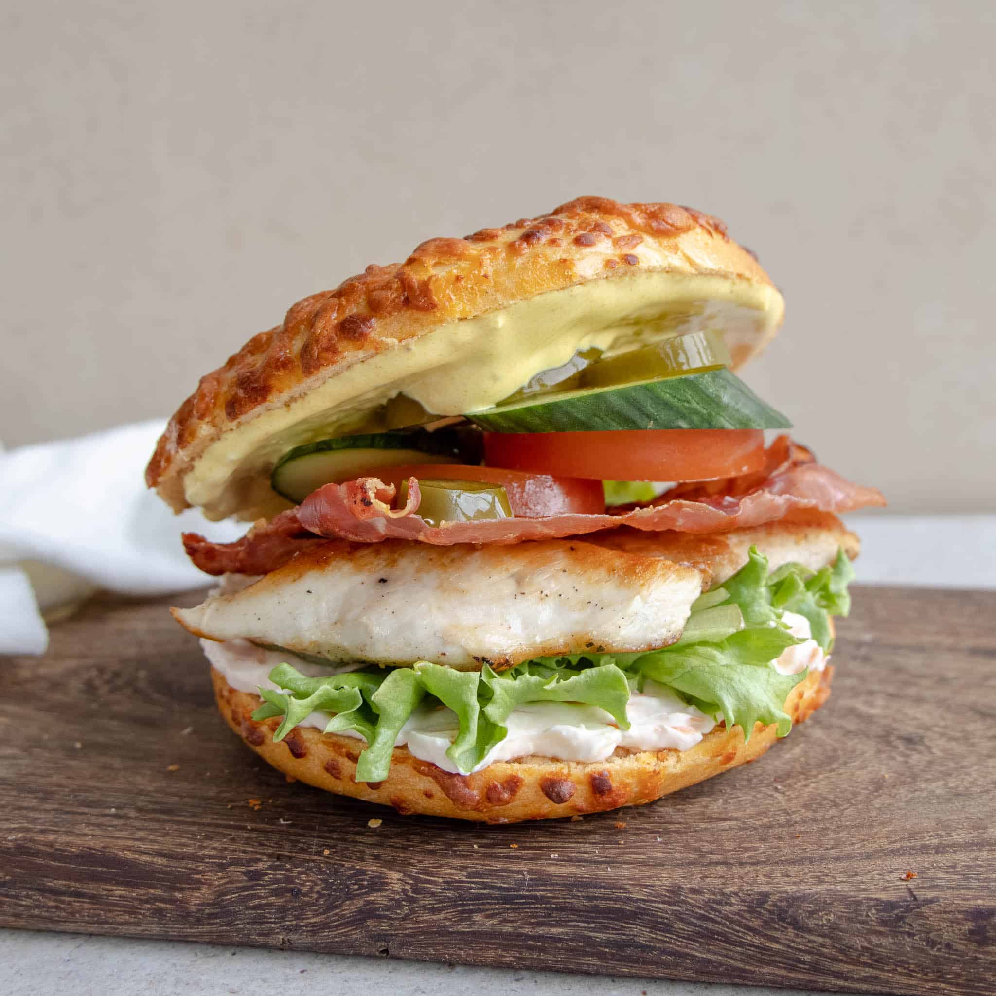 Bagel med kylling og karry