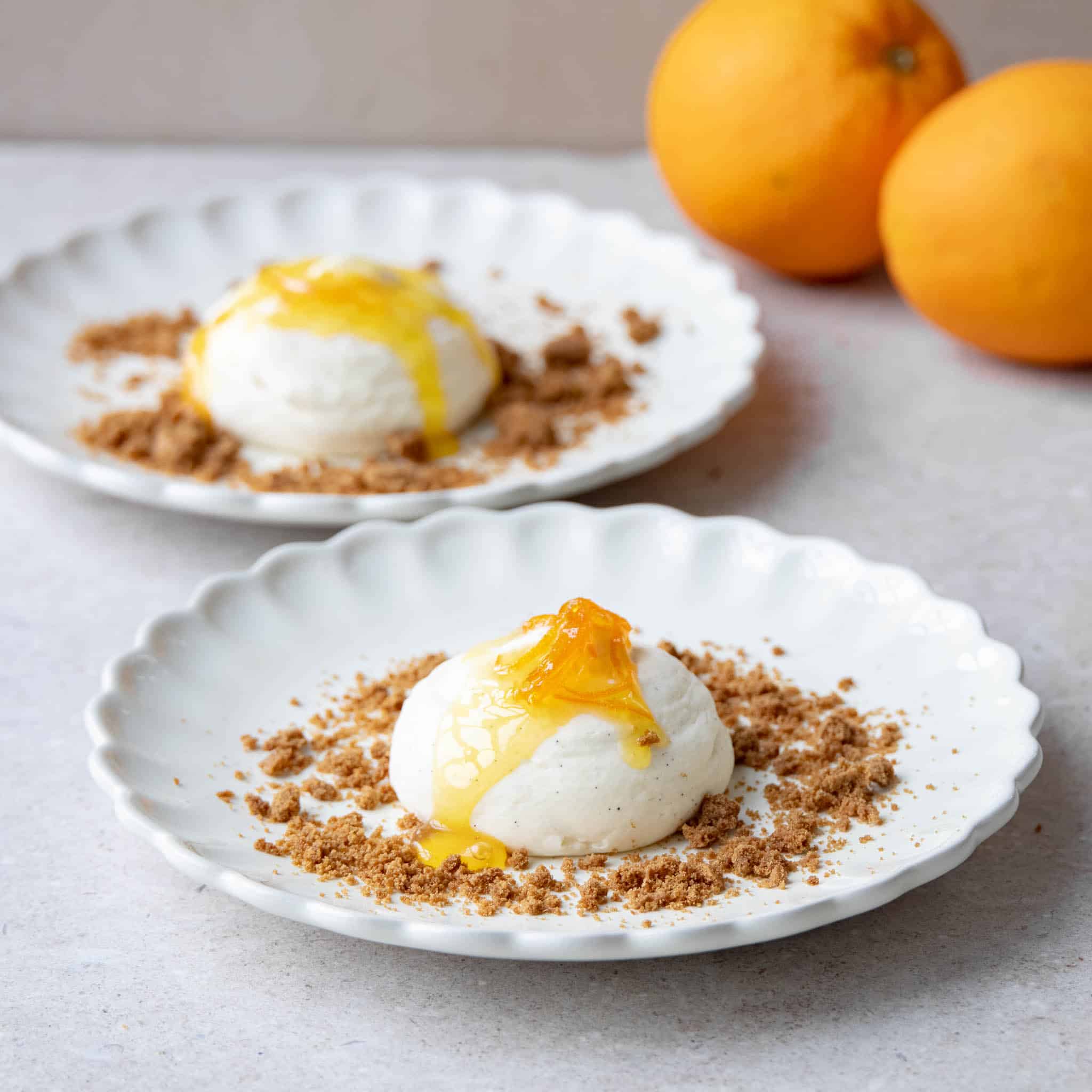 Pisket panna cotta med appelsin og mandler