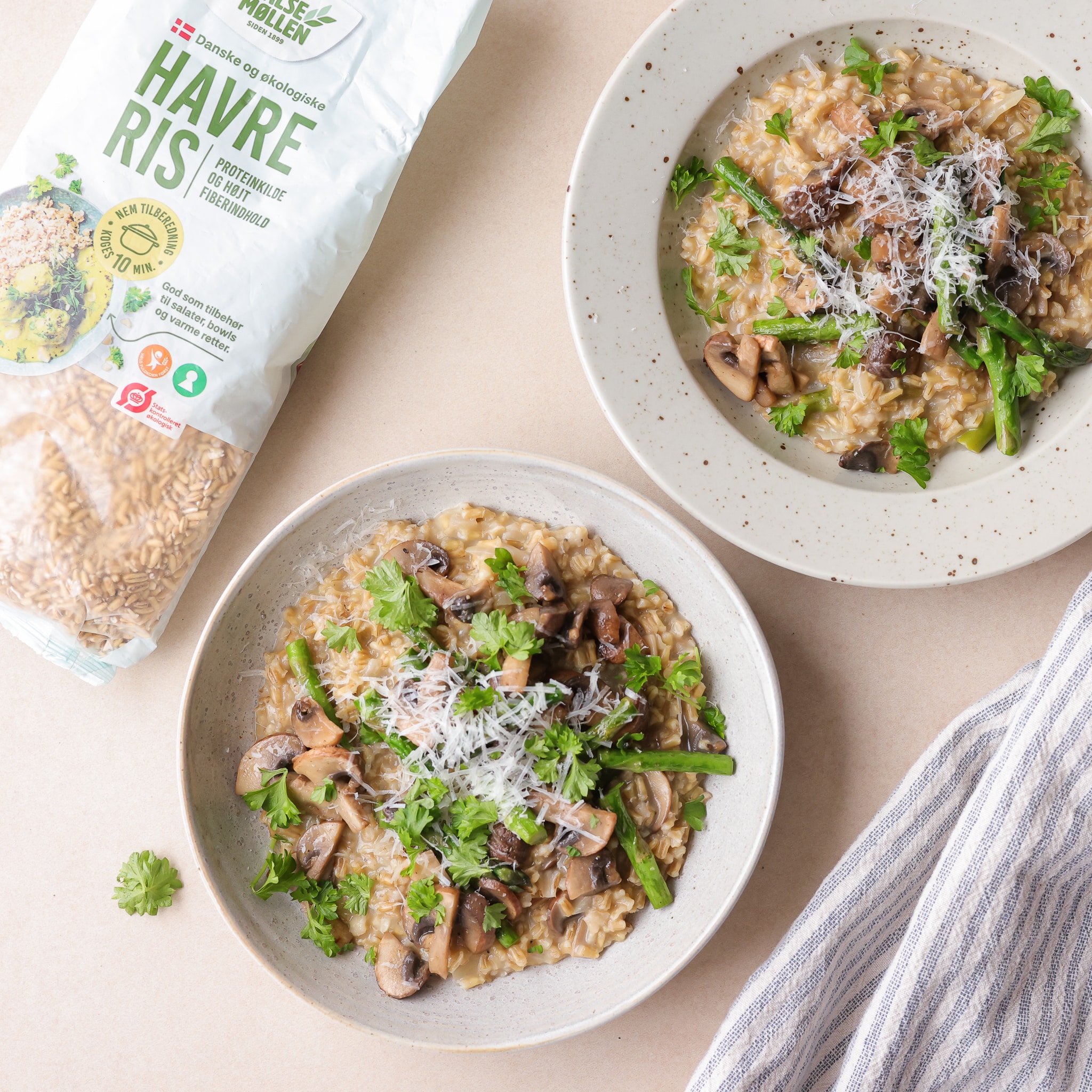 Havrerisotto med svampe og asparges