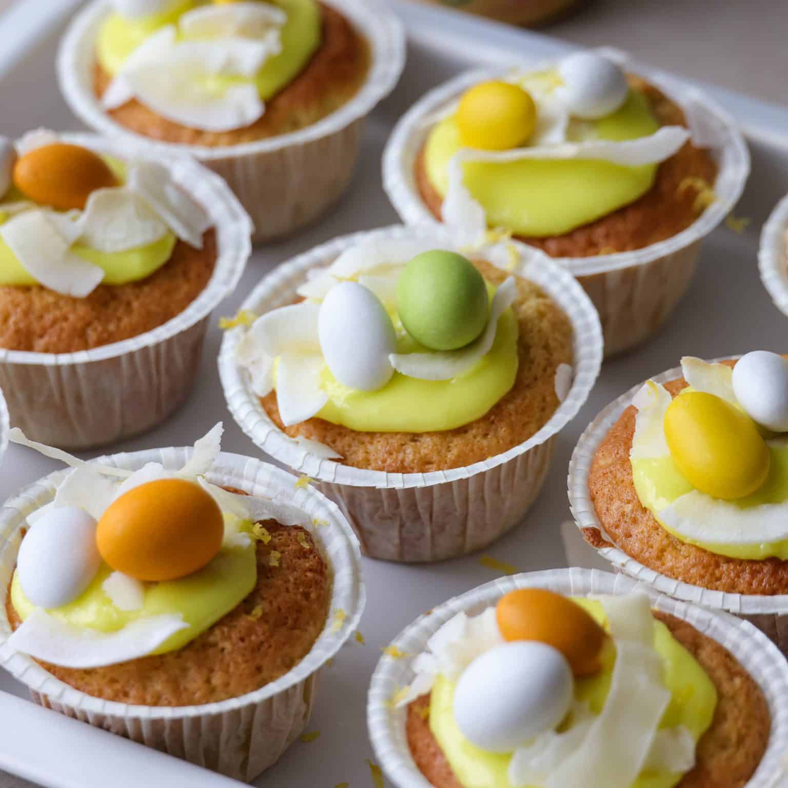 Påskemuffins med citron og påskeæg