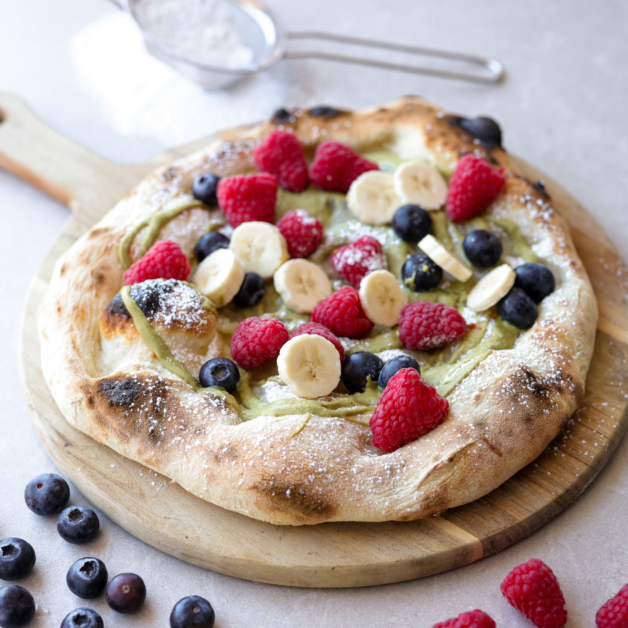 Dessertpizza med pistaciecreme
