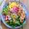 Salatbowl med kyllingespyd